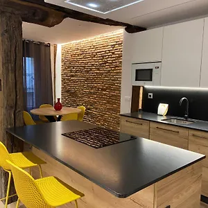 Deluxe Casco Viejo , Bilbao Spain